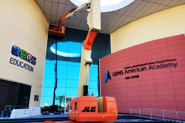 gems-american-academy-abu-dhabi-cleaning-tetra-gulf-group-rope-access-cleaningdb470377-f050-0dc2-8a9f-0694477669c72FB56C75-C729-8839-91FD-6B30FD0050B6.jpg
